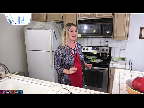 ❤️ Belle-mère qui le traie dans la cuisine avant son rendez-vous. ❤❌ Super porno at porn fr.xxx050890.ru ❤